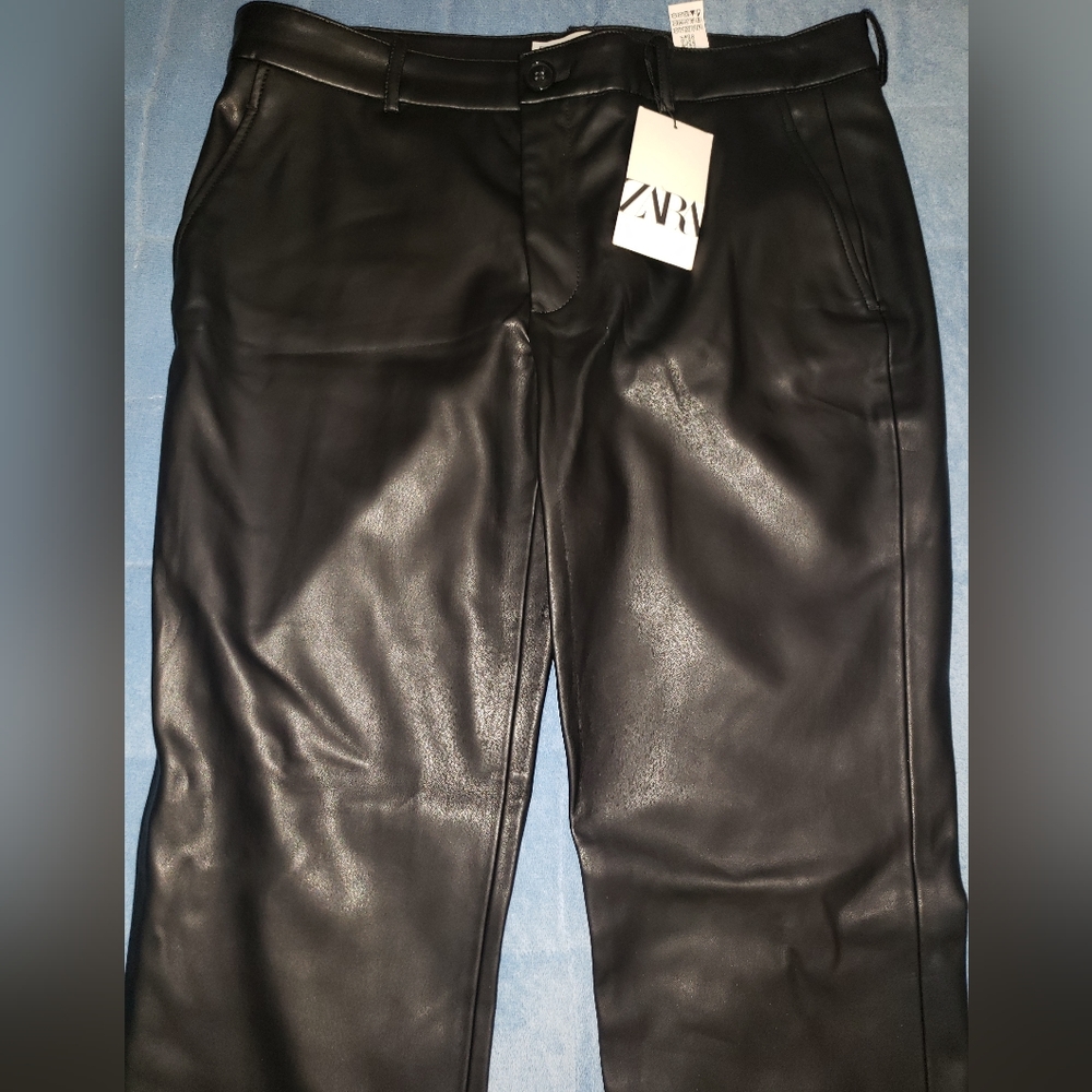 Zara Womeb's Faux Leather Straight Pants. XL ,NWT